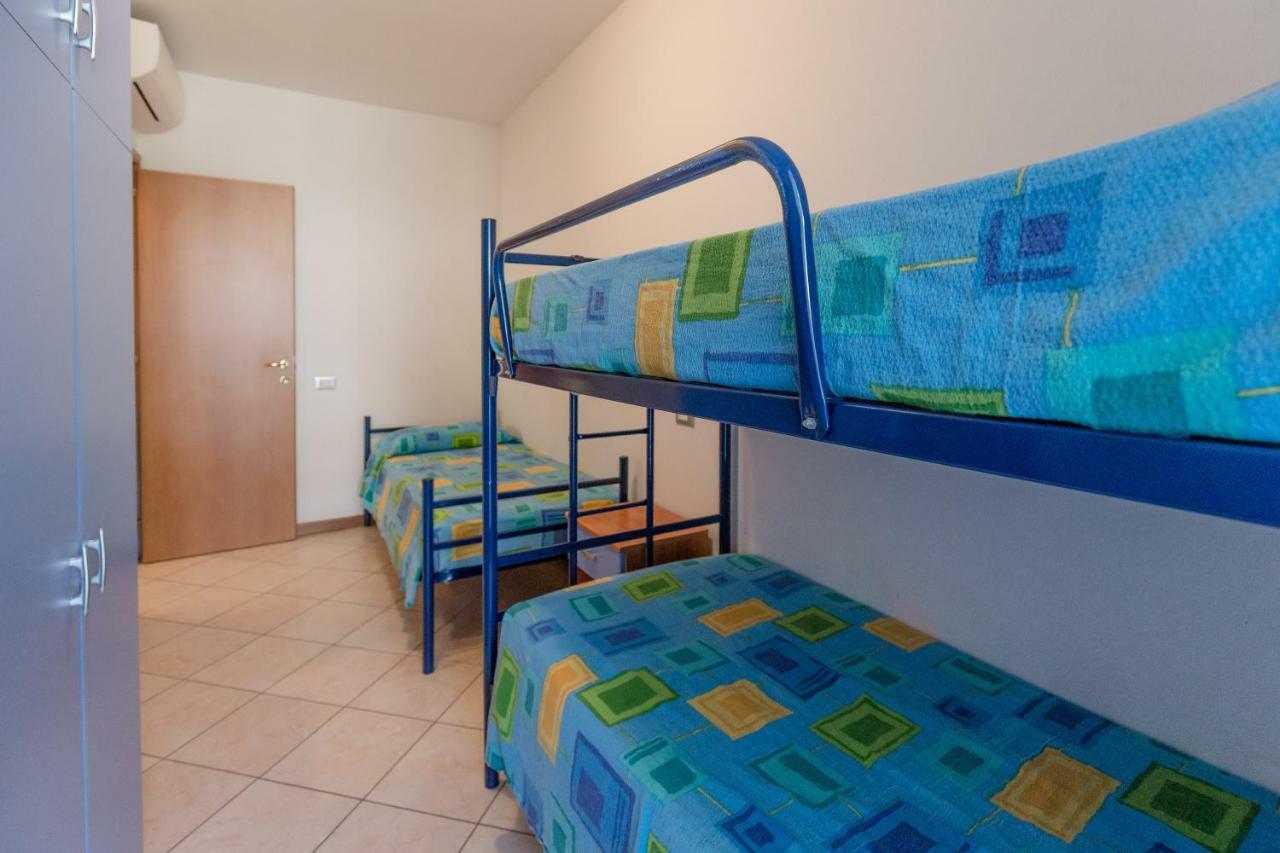 Le Terrazze Apartments Lido di Spina Luaran gambar