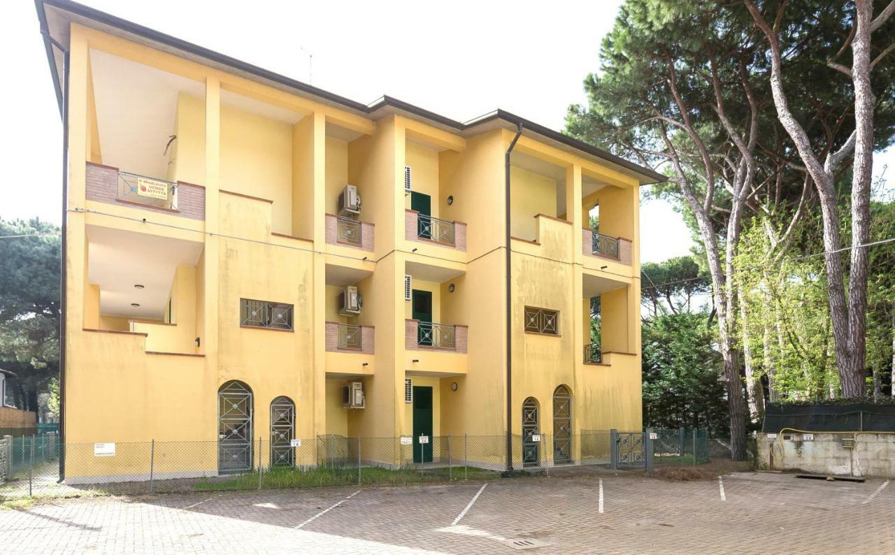Le Terrazze Apartments Lido di Spina Luaran gambar