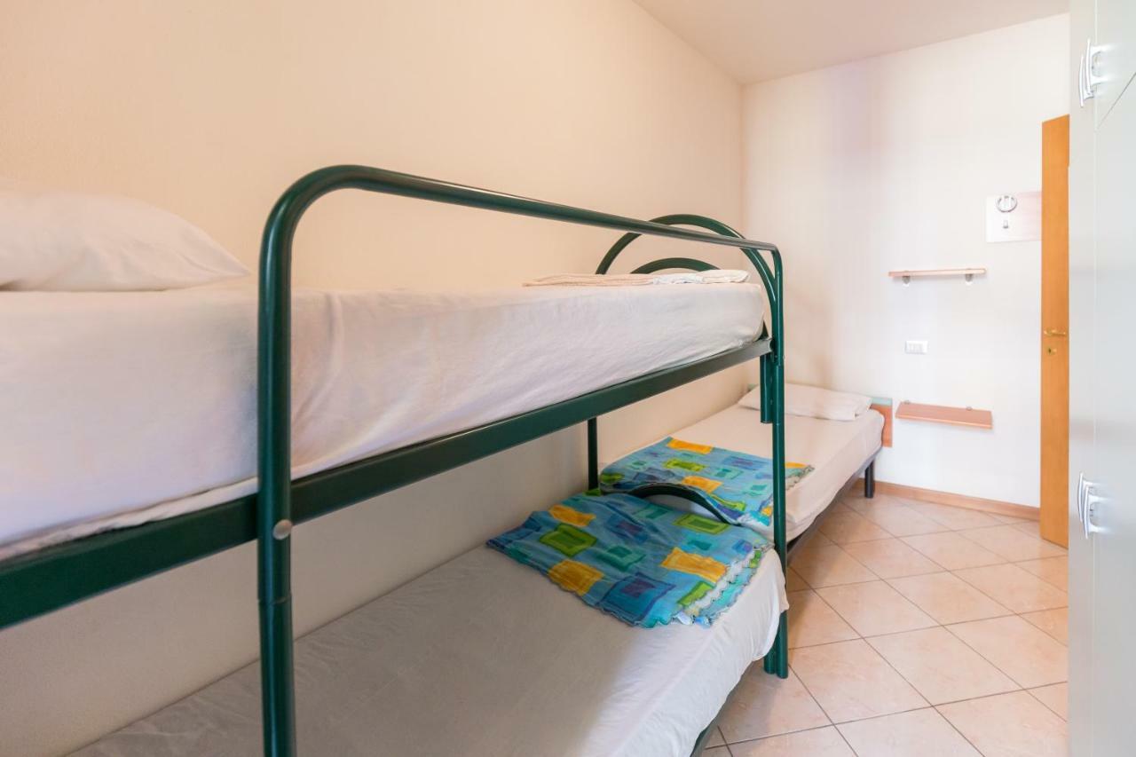 Le Terrazze Apartments Lido di Spina Luaran gambar