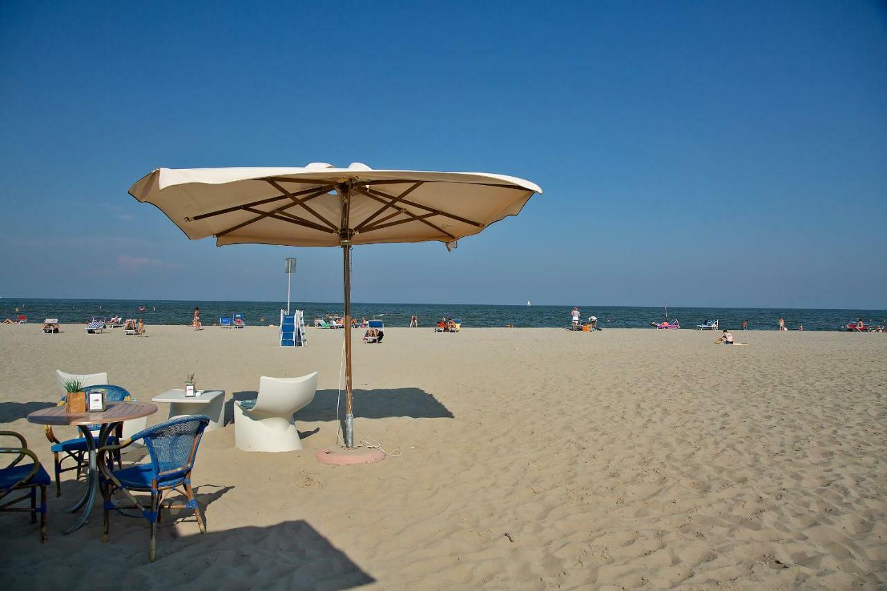 Le Terrazze Apartments Lido di Spina Luaran gambar